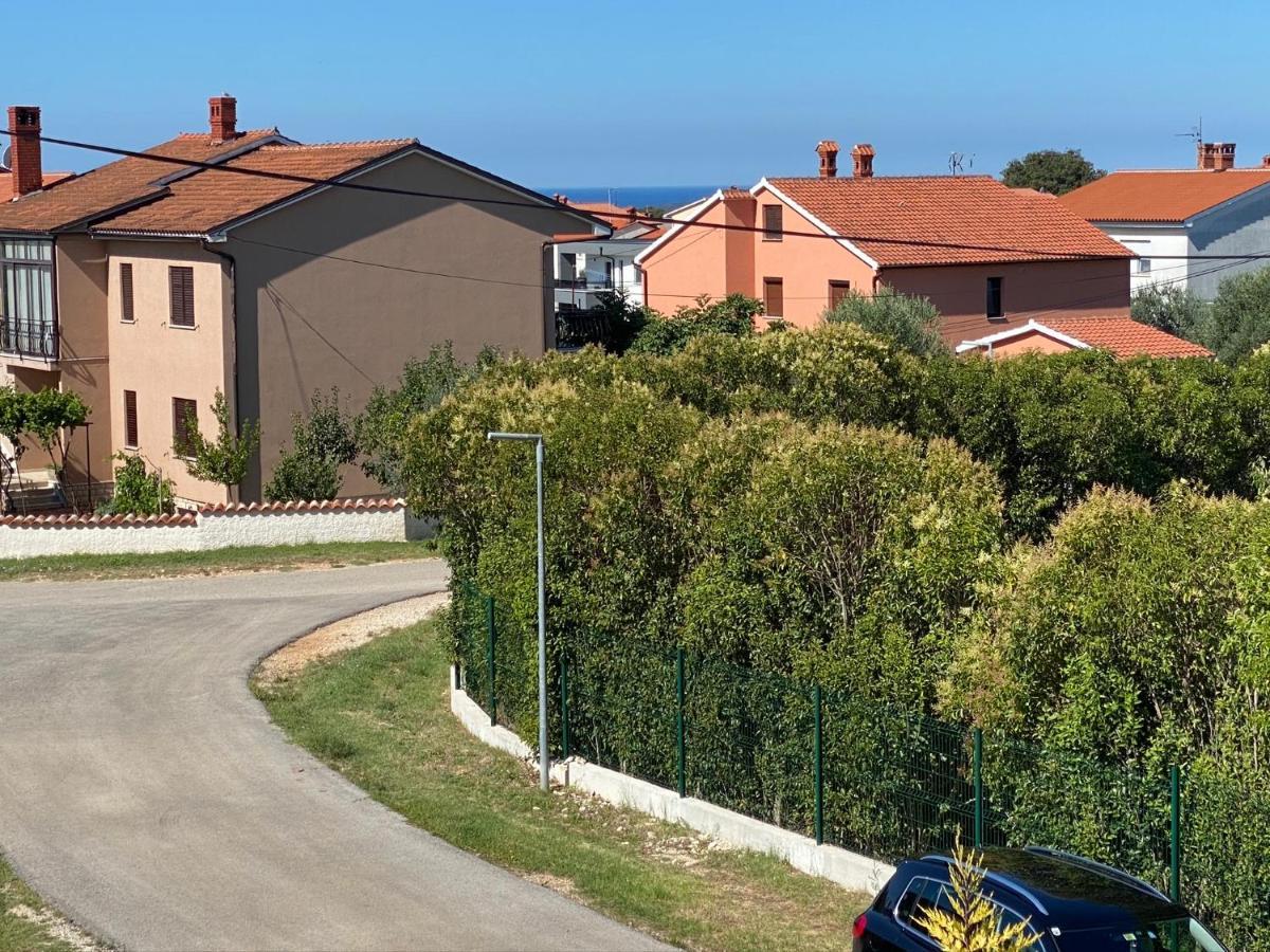 Apartments Ban Galižana Exterior foto